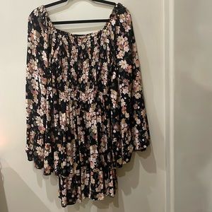 Angie Floral Dress | NWT | Size: Small